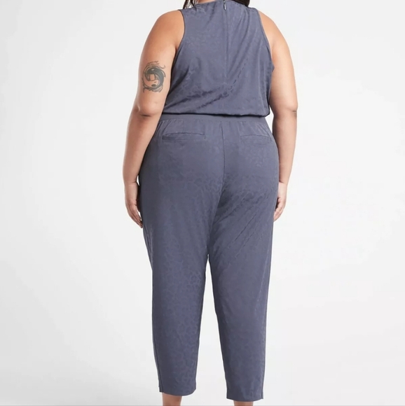 🏷️ATHLETA Brooklyn Textured Jumpsuit Jacquard Leopard Medieval Violet Size 20 - Picture 3 of 14